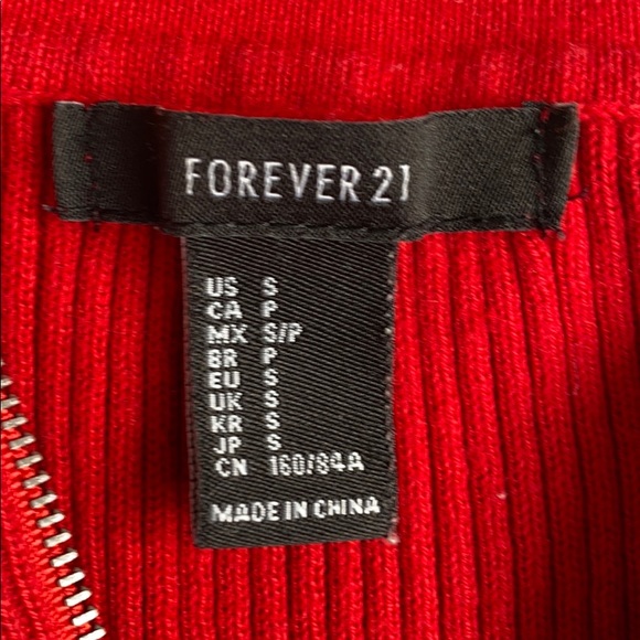 Red sleek forever 21 collared shirt - Picture 3 of 3